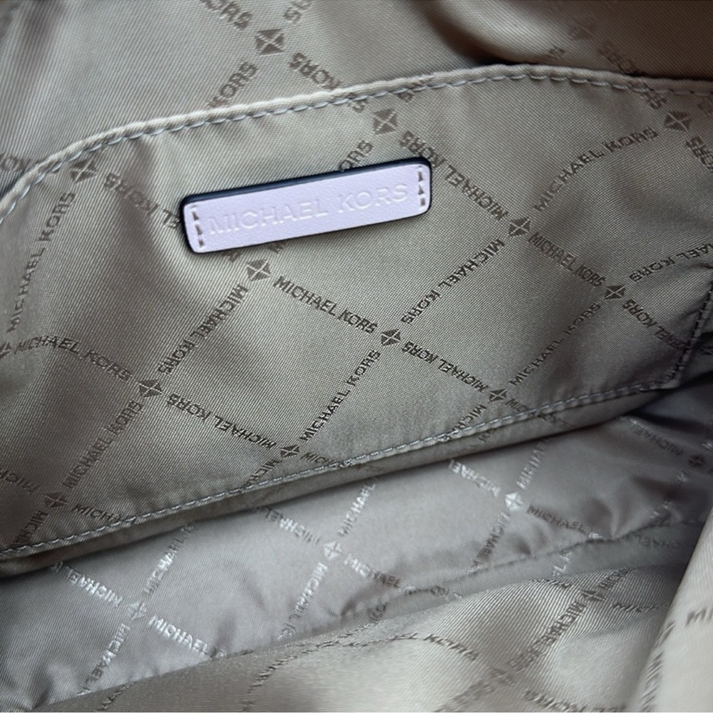 Michael Kors Jet Set Lg East West Ombré Signature Logo Crossbody Bag
Powder Bls - Picture 9 of 16